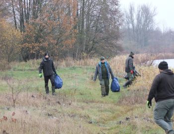 "Jesienne sprzątanie brzegów rzeki Bug"  16.11.2024